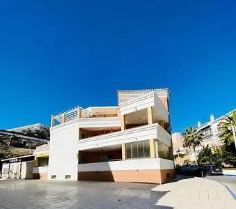 Precioso Apartamento Con Parking En La Playa De Burriana Nerja Apartmán