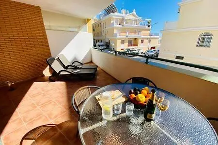 Apartmán Precioso Apartamento Con Parking En La Playa De Burriana Nerja